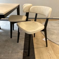 Connubia Lord Extending Dining Table and 4 Siren Chairs Clearance
