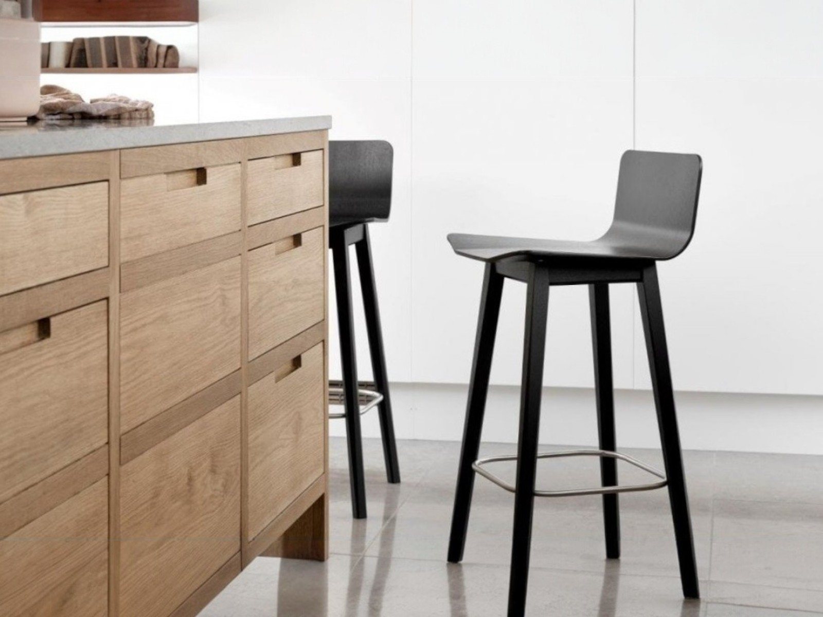 Skovby SM808 Bar Stool - Beadle Crome Interiors