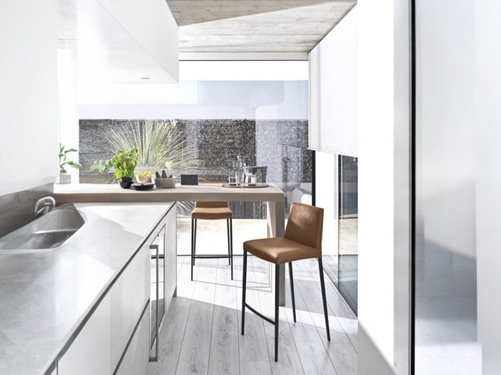 Aida Made To Order Bar Stool By Calligaris - Beadle Crome Interiors