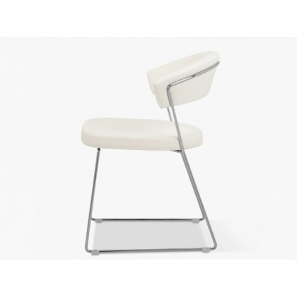 Connubia New York Sleigh Leather Chair