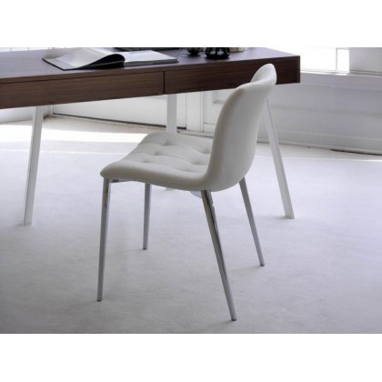 Kuga Dining Chair With Metal Legs Kuga Dining Chair With Metal Legs