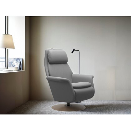 Stressless Sam with Upholstered Arms and Disc Base Stressless Sam with Upholstered Arms and Disc Base