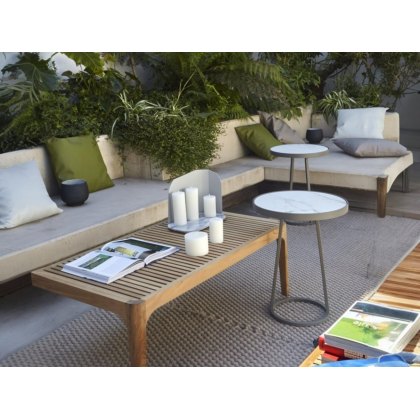 Circles Outdoor Pedestal Table