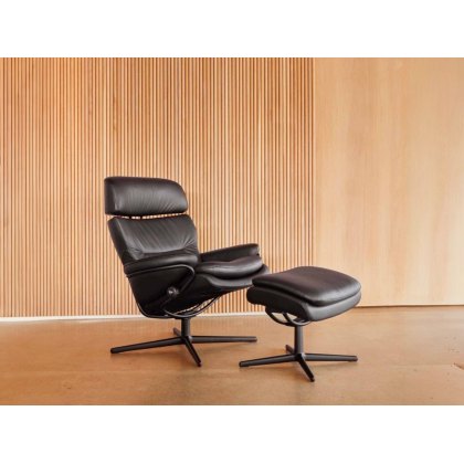 Stressless Rome With Adjustable Headrest Recliner Stressless Rome With Adjustable Headrest Recliner