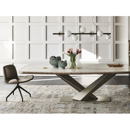 Stratos Keramik Premium Table By Cattelan Italia Stratos Keramik Premium Table By Cattelan Italia