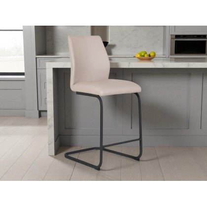 Arcalia Bar Stool With Matt Black Base Arcalia Bar Stool With Matt Black Base