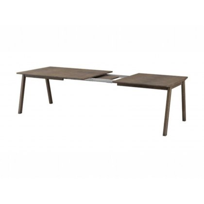 Skovby SM 142 Extending Dining Table