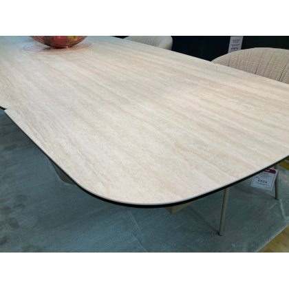 Calligaris Twins Extending Table and Four Anime Chairs Clearance