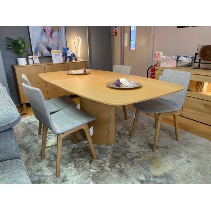 Skovby SM116 Extending Dining Table and Four SM811 Chairs Clearance Skovby SM116 Extending Dining Table and Four SM811 Chairs Clearance