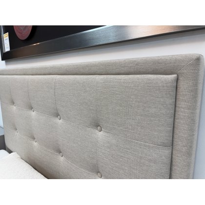 Lincoln Kingsize Bed Clearance