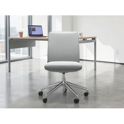 Stressless Vanilla Home Office Low Back Without Arms Chair