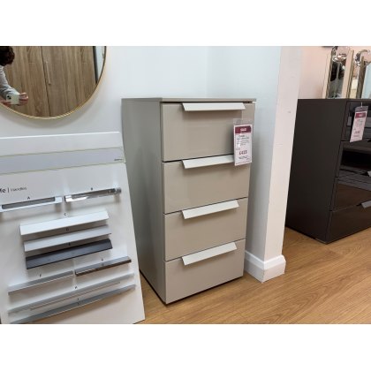 Comet 4 Drawer Narrow Chest Clearance Comet 4 Drawer Narrow Chest Clearance