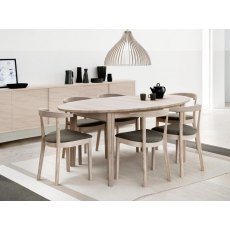 Skovby SM78 Dining Table