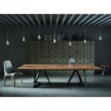 Millennium XXL Table