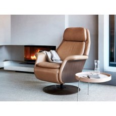 Stressless Sam with Wooden Arms and Disc Base Stressless Sam with Wooden Arms and Disc Base
