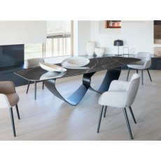Breeze MTO Table By Calligaris