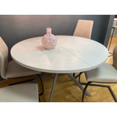 Calligaris Connubia Giove Extending Table and Four Arcalia Dining Chairs Clearance