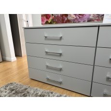 Oslo 4 Drawer Wide Chest Clearance