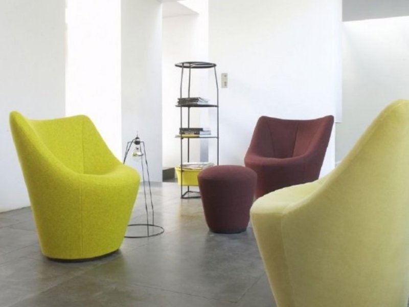 Ligne Roset Ligne Roset Anda High Back Swivel Armchair