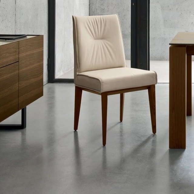 Calligaris Romy Chair With Wooden Legs By Calligaris