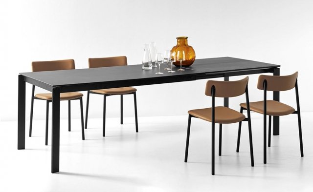 Connubia By Calligaris Eminence Fast Extending Table With Metal Legs