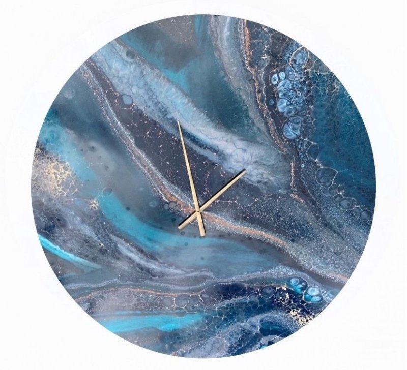 Beadle Crome Interiors Special Offers A Touch of Blue Wall Clock