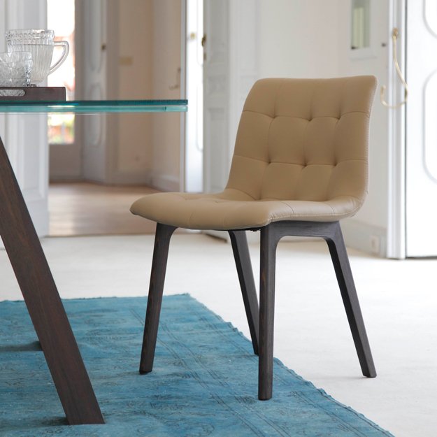 Bontempi Kuga Dining Chair With Wooden Legs