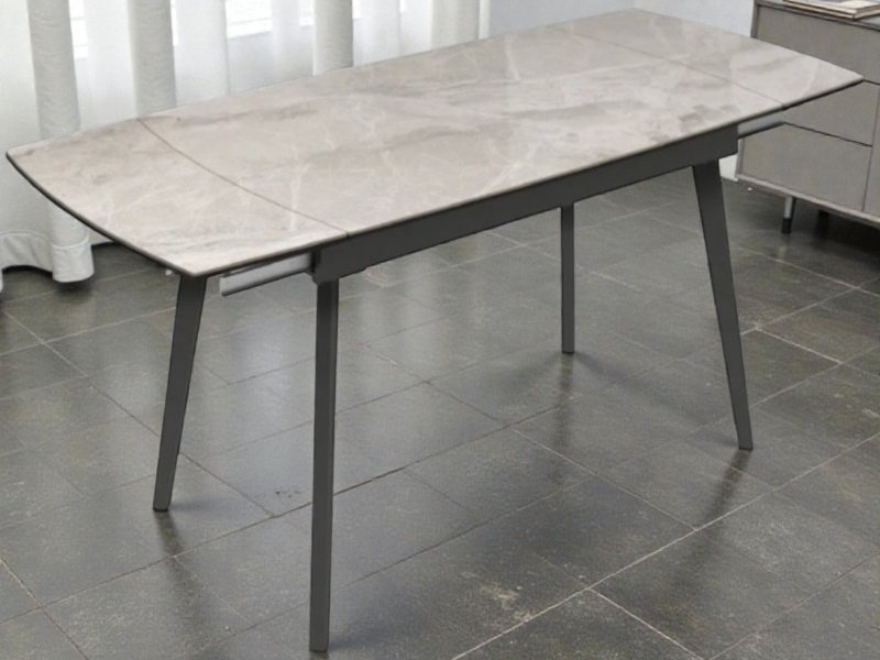 Beadle Crome Interiors Carolina Dining Table