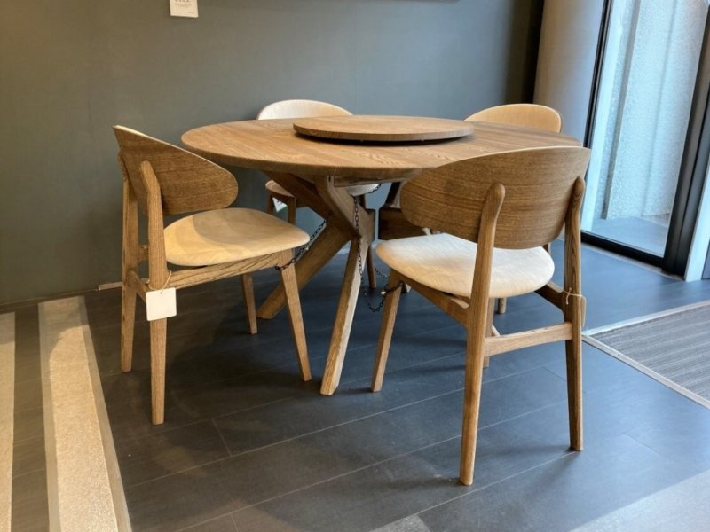 Beadle Crome Interiors Special Offers Daisy Dining Table with Lazy Susan and 4 Dining Chairs Clearance