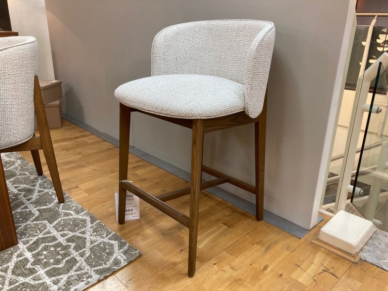 Beadle Crome Interiors Special Offers Calligaris Abrey Bar Stool Clearance