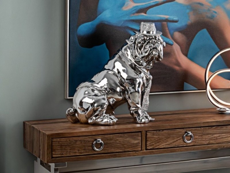 Beadle Crome Interiors Clive Figure