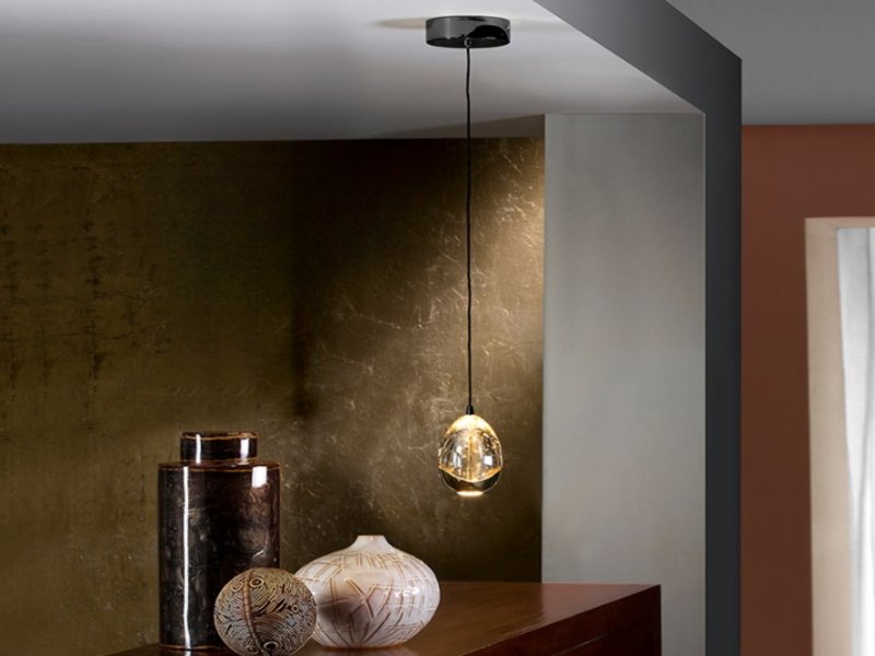 Beadle Crome Interiors Catania Gold and Black Single Pendant Light