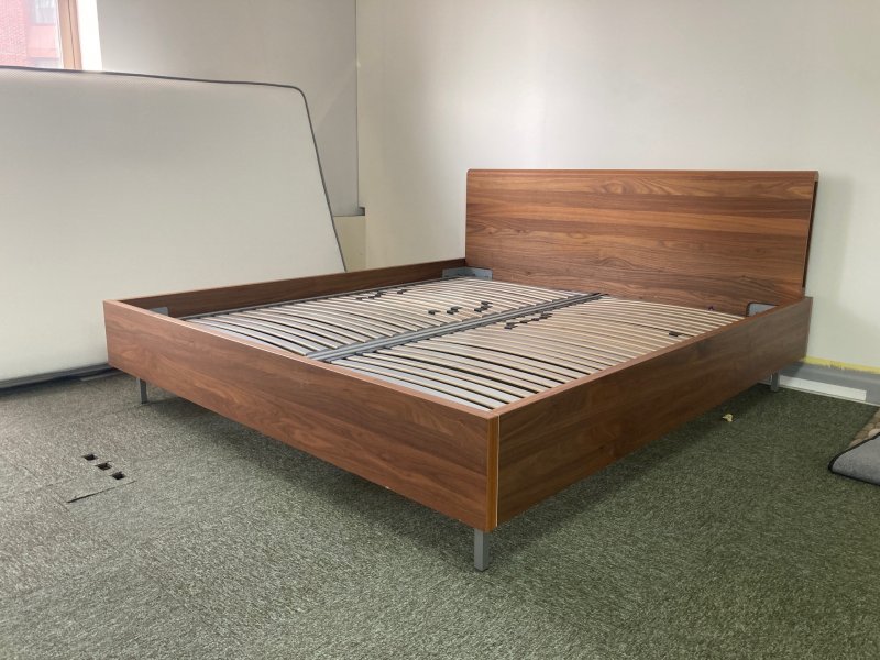 Beadle Crome Interiors Special Offers Hulsta Now Sleeping Super King Bedframe Clearance