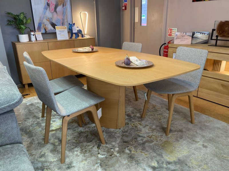 Beadle Crome Interiors Special Offers Skovby SM116 Extending Dining Table and Four SM811 Chairs Clearance