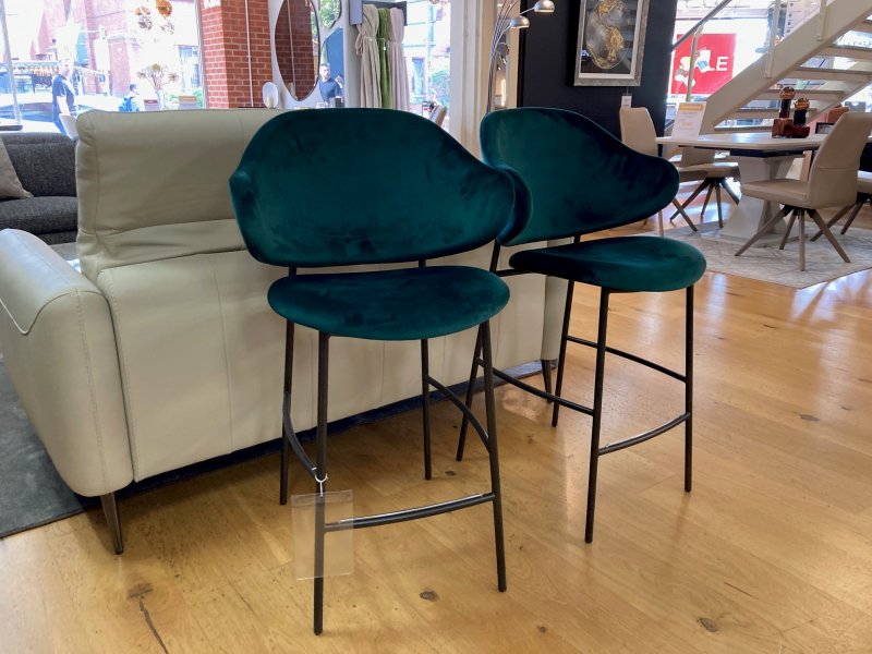 Beadle Crome Interiors Special Offers Pair of Holly Bar Stools Clearance