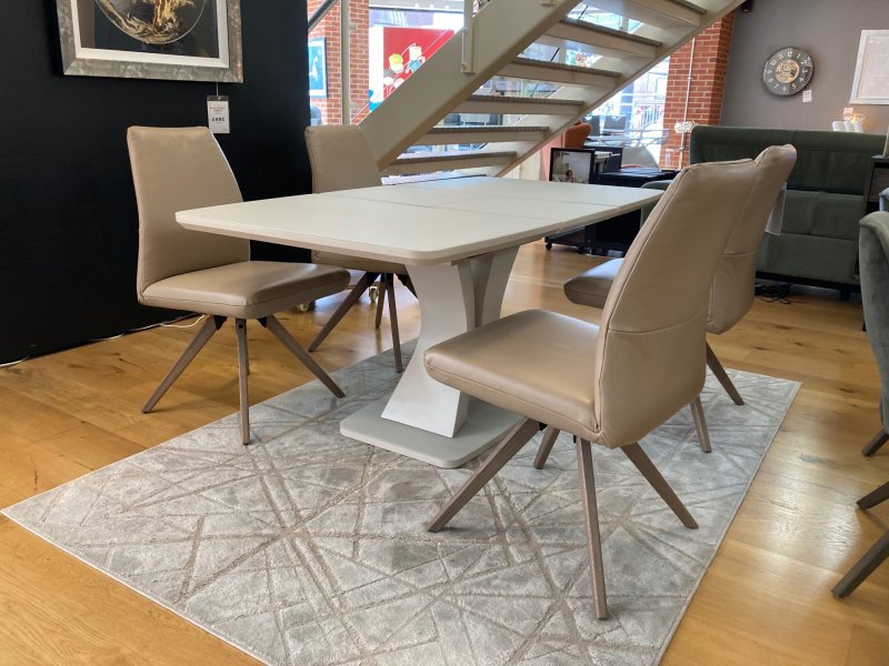 Beadle Crome Interiors Special Offers Arcalia Extending Dining Table and Four Hansen Chairs Clearance