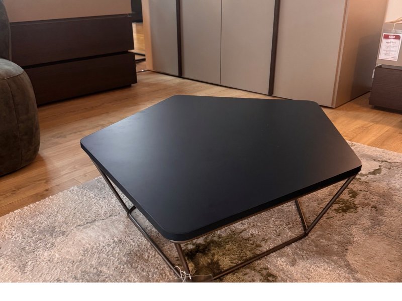 Beadle Crome Interiors Special Offers Natuzzi Chocolat Coffee Table