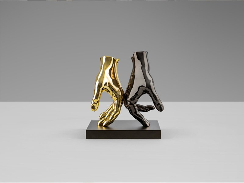 Beadle Crome Interiors Fingers Figure