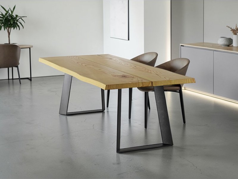 Beadle Crome Interiors Harmony Dining Table