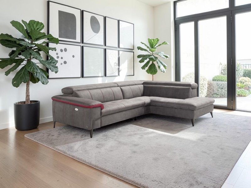 Beadle Crome Interiors Ruby Corner Sofa in Fabric