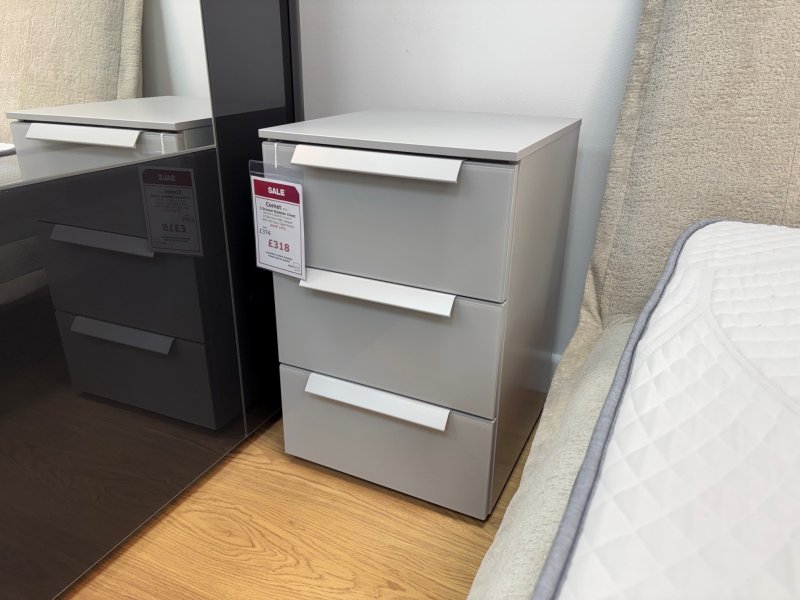 Beadle Crome Interiors Special Offers Comet 3 Drawer Bedside Chest Clearance