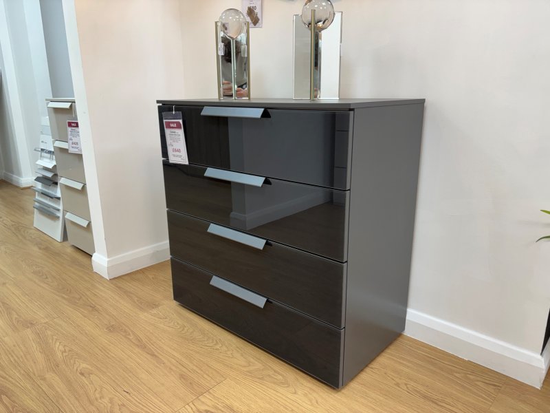 Beadle Crome Interiors Special Offers Comet 4 Drawer Wide Chest Clearance