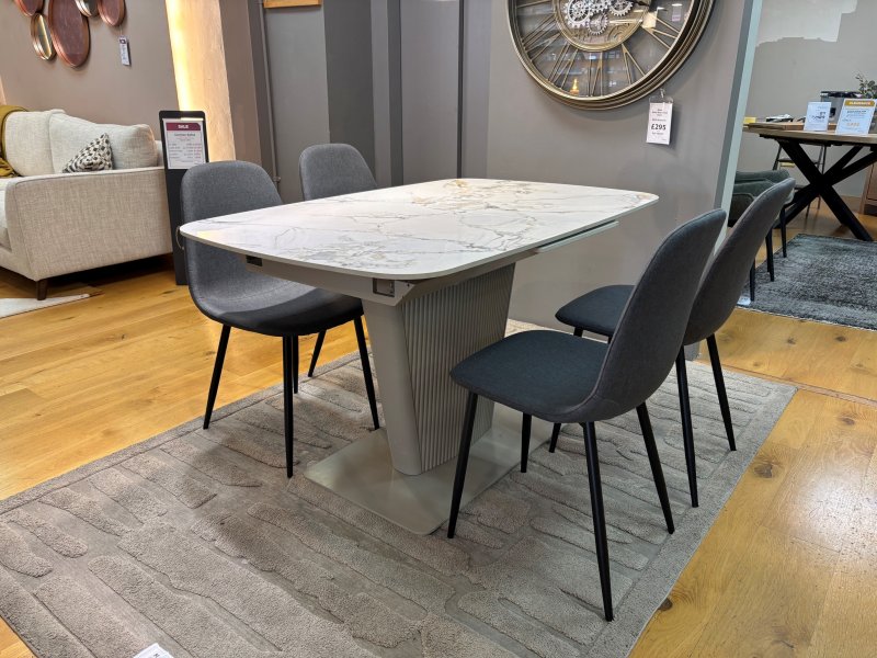 Beadle Crome Interiors Special Offers Onyx Dining Table and Four William Chairs Clearance