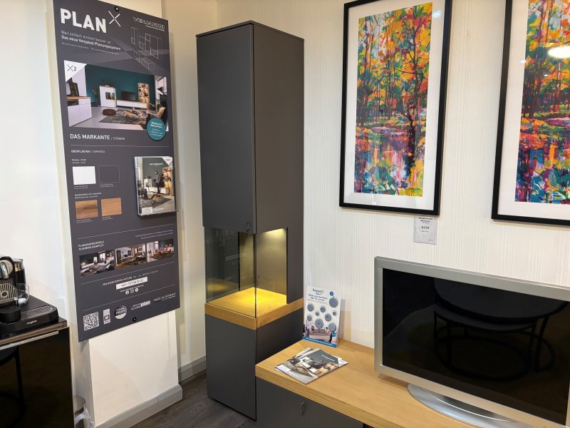 Beadle Crome Interiors Special Offers Plan X2 D601 Display Cabinet Clearance