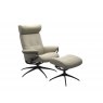 Stressless Stressless Berlin Adjustable Headrest Recliner